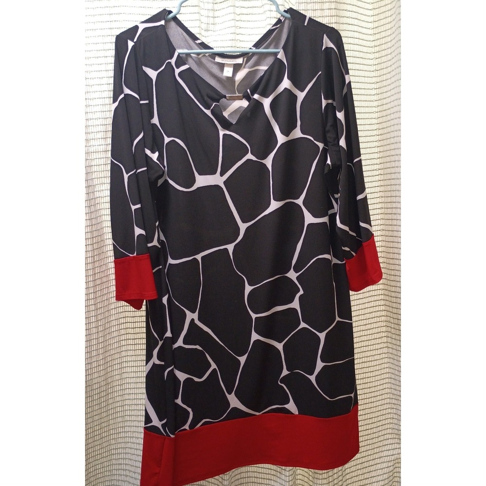 Women's Dress Barn Black & White Giraffe‎ Print Dress W/Red Accent  Size 14